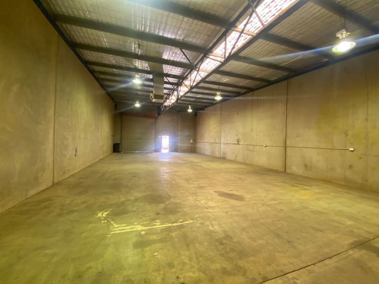 Click to view all images 16/46 Great Eastern Highway Somerville WA 6430 - Image 3