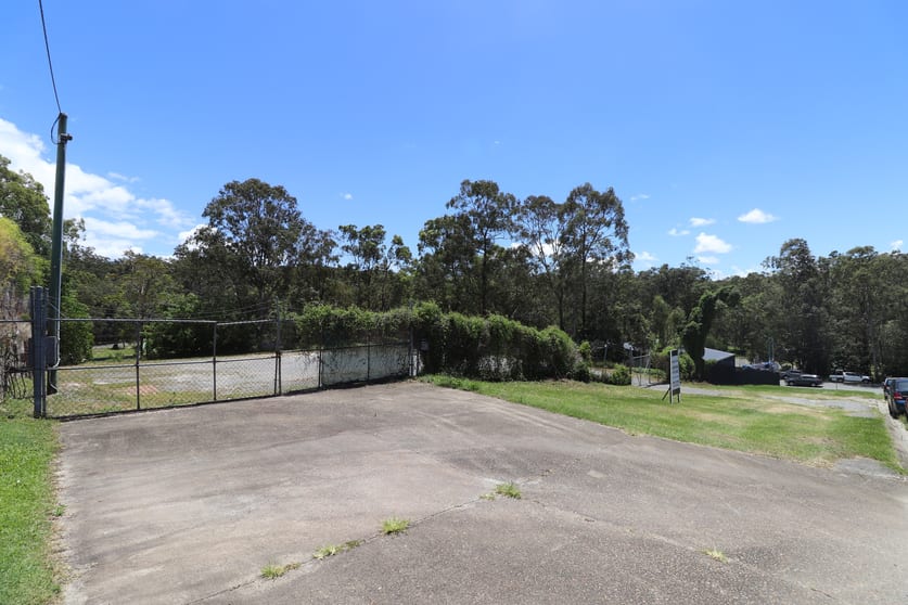 Click to view all images 31 Stevens Street Nerang QLD 4211 - Image 1