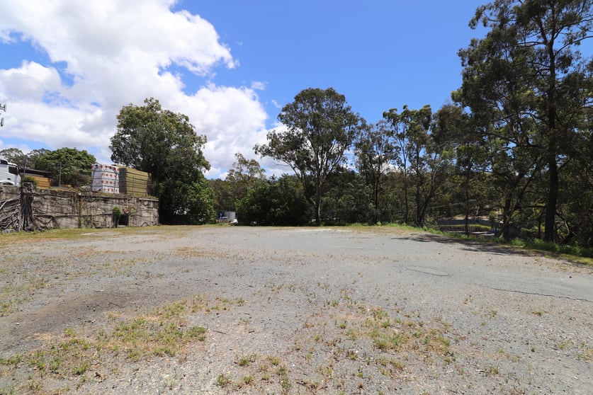 Click to view all images 31 Stevens Street Nerang QLD 4211 - Image 3