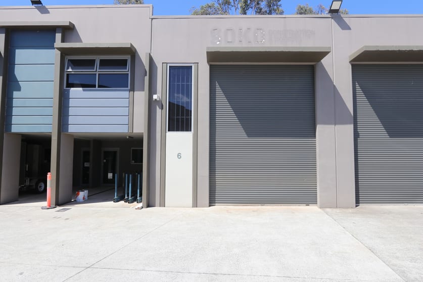 Click to view all images 6/82 Hutchinson Street Burleigh Heads QLD 4220 - Image 1