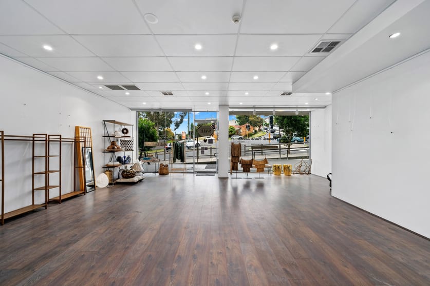 Click to view all images 4/23 Roger Street Brookvale NSW 2100 - Image 3