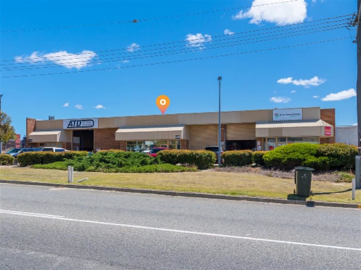 Click to view all images 2/45 Truganina Road Malaga WA 6090 - Image 1