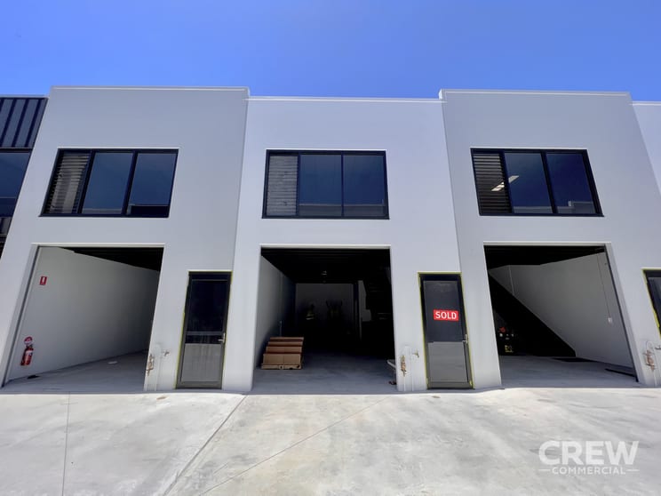 Click to view all images 12/8 Strathaird Road Bundall QLD 4217 - Image 1