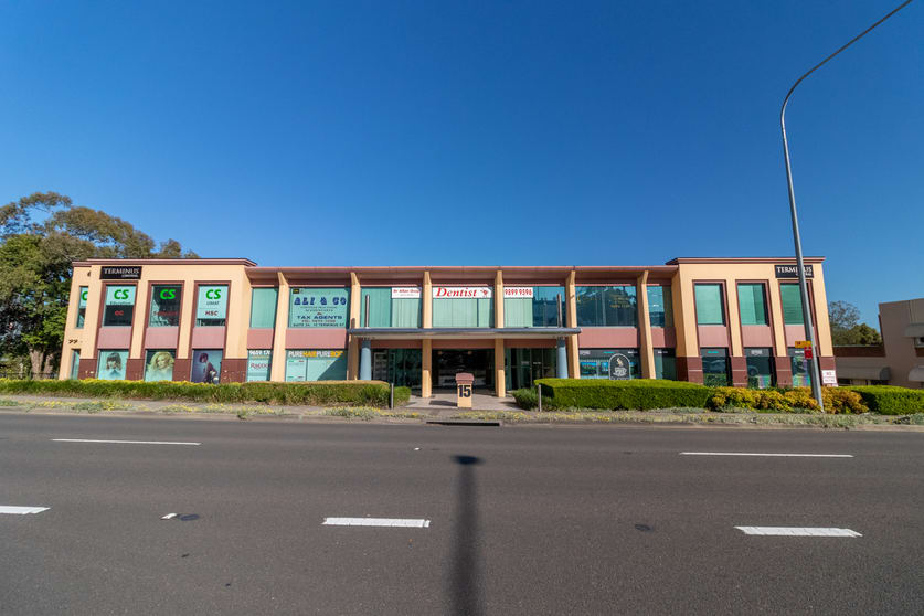Click to view all images 22/15-17 Terminus Street Castle Hill NSW 2154 - Image 1