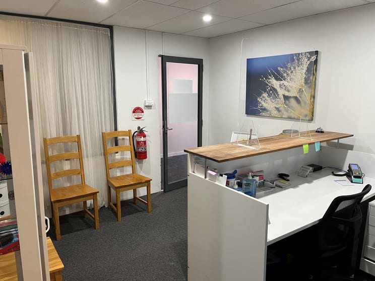 Shop 4/17-19 East Parade Sutherland NSW 2232 - Image 2