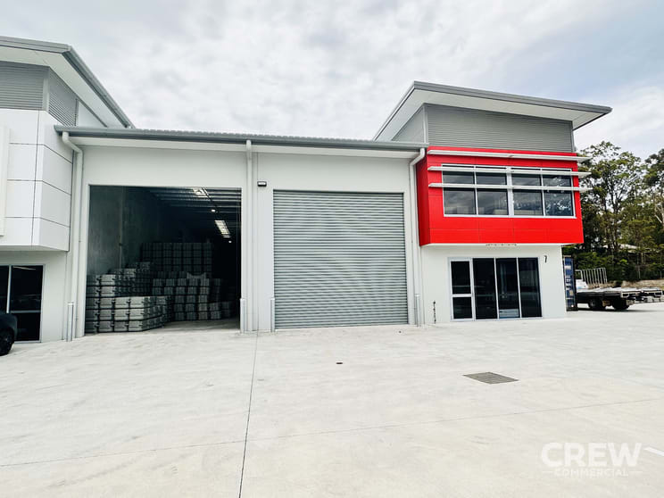 Click to view all images Arundel QLD 4214 - Image 2