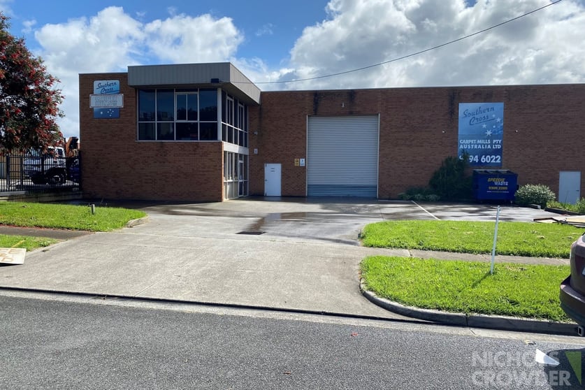 Click to view all images 21 Attenborough Street Dandenong VIC 3175 - Image 1
