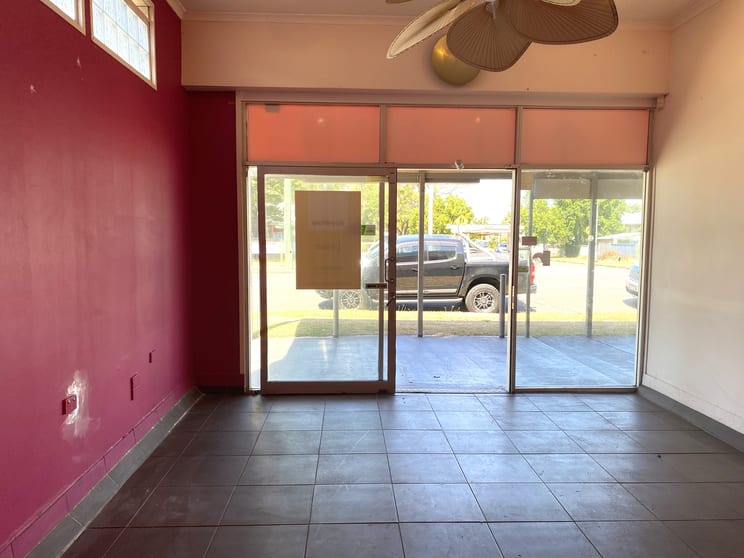 Click to view all images Brighton QLD 4017 - Image 3