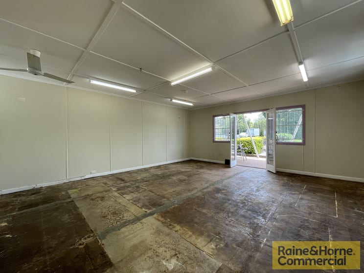 Click to view all images 1/130 Nathan Street Brighton QLD 4017 - Image 3