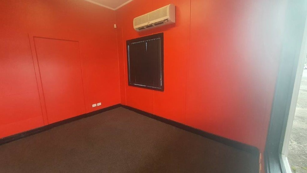 Click to view all images West Wallsend NSW 2286 - Image 3