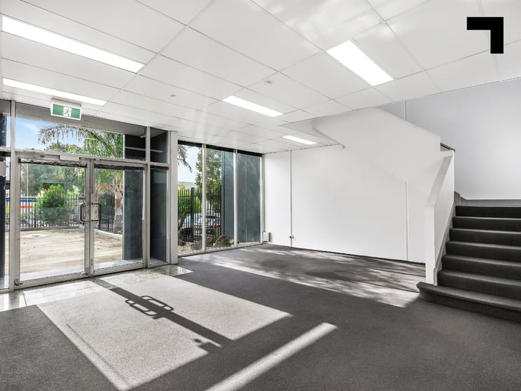 Click to view all images 66 Lillee Crescent Tullamarine VIC 3043 - Image 2