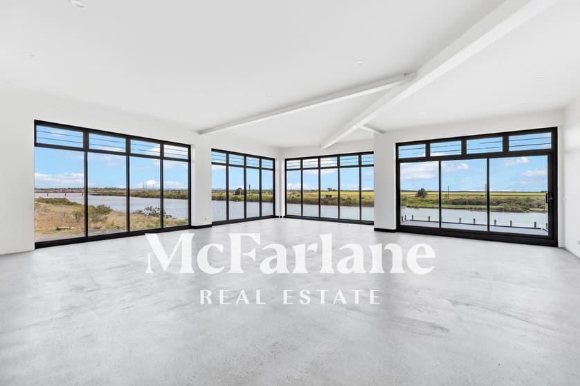 Click to view all images 71/8 Spit Island Close Mayfield West NSW 2304 - Image 1