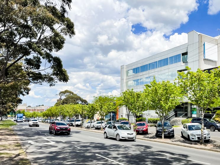 33 Princes Highway Dandenong VIC 3175 - Image 2