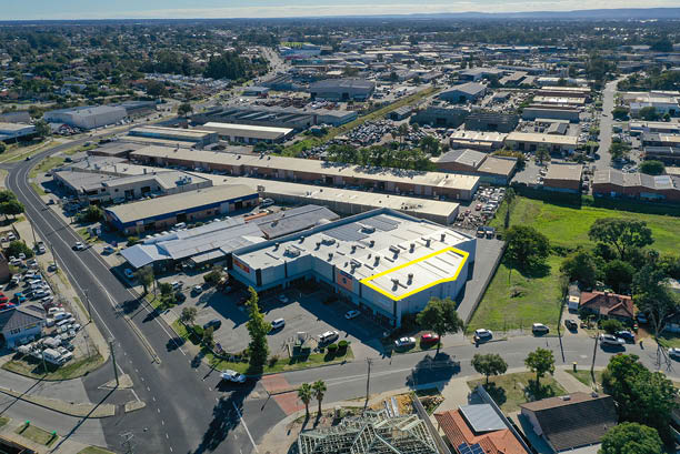Click to view all images T4/68 Beechboro Road Bayswater WA 6053 - Image 1