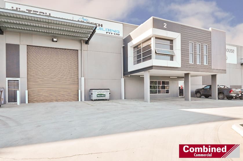 Click to view all images 2/48 Dunn Road Smeaton Grange NSW 2567 - Image 1