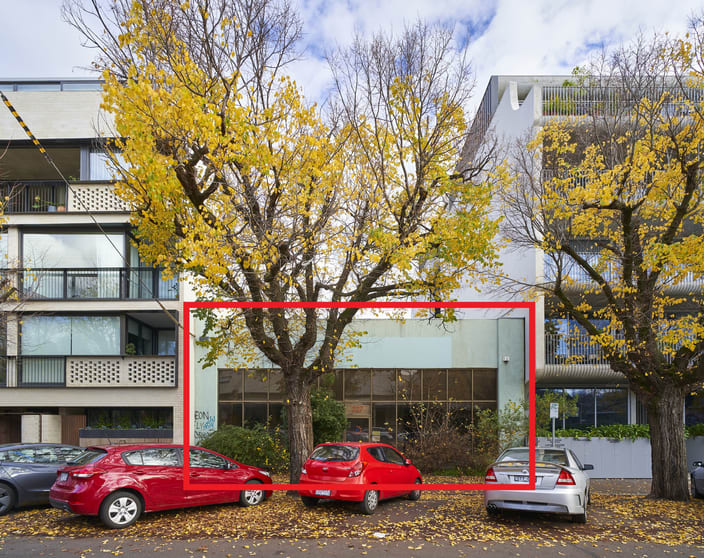 Click to view all images 227 Napier Street Fitzroy VIC 3065 - Image 2