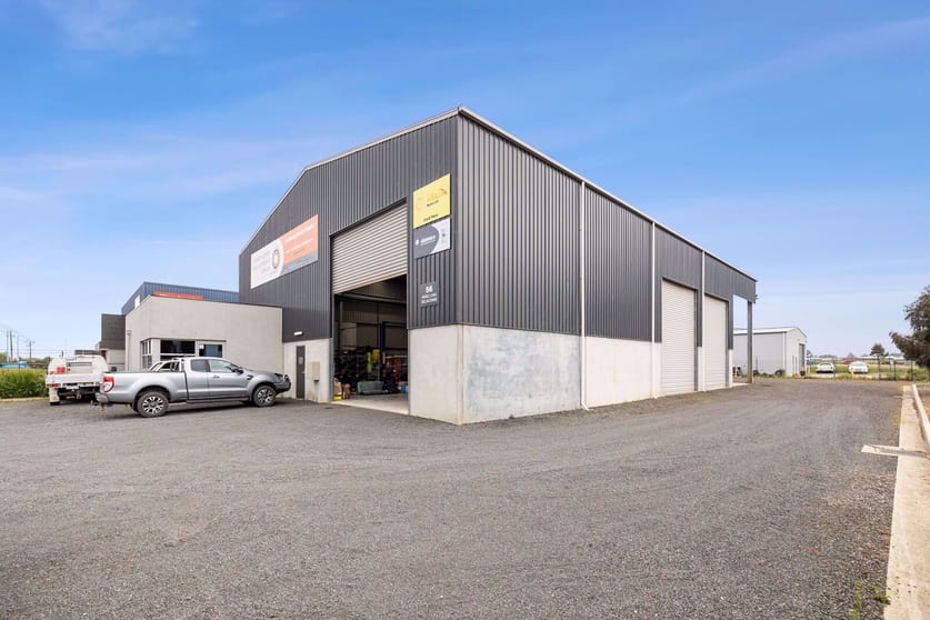 Click to view all images 56 Heinz Road Delacombe VIC 3356 - Image 3
