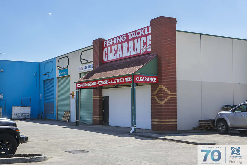 Click to view all images 4/270 South Gippsland Highway Cranbourne VIC 3977 - Image 2