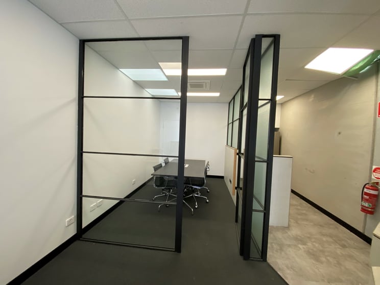 Click to view all images 7/35 Wurrook Circuit Caringbah NSW 2229 - Image 3