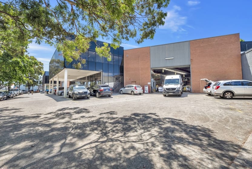 Click to view all images Unit 3/923 Bourke Street Waterloo NSW 2017 - Image 3