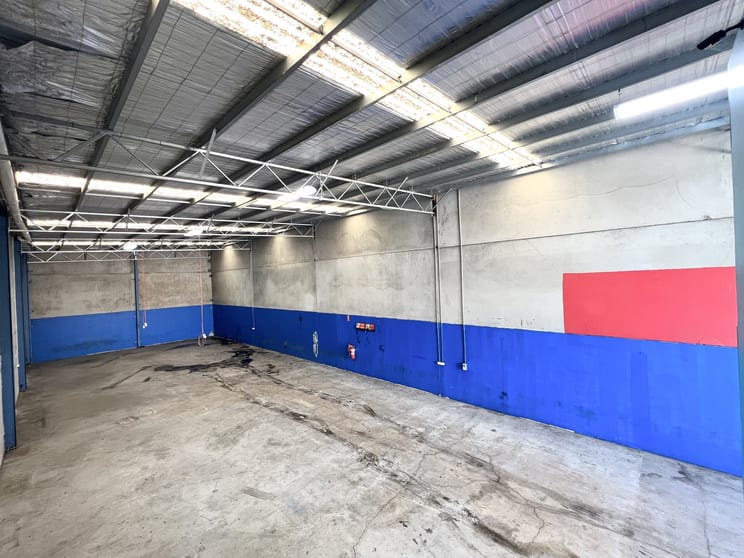 Click to view all images 3 Bentley Street Williamstown North VIC 3016 - Image 3