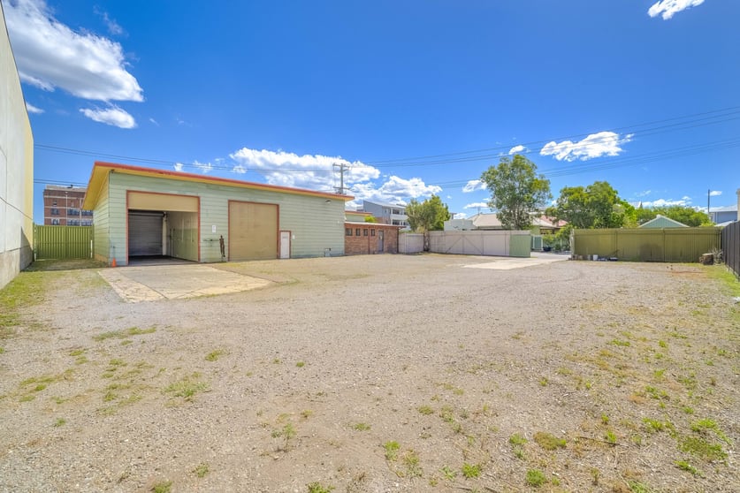 Click to view all images 5 McMichael Street Maryville NSW 2293 - Image 3