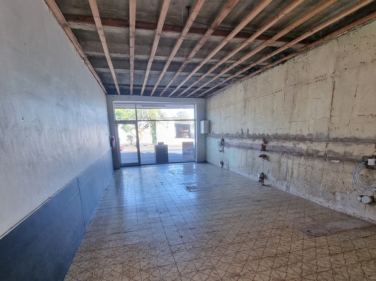 Click to view all images 4/252 COMMERCIAL STREET WEST Mount Gambier SA 5290 - Image 3