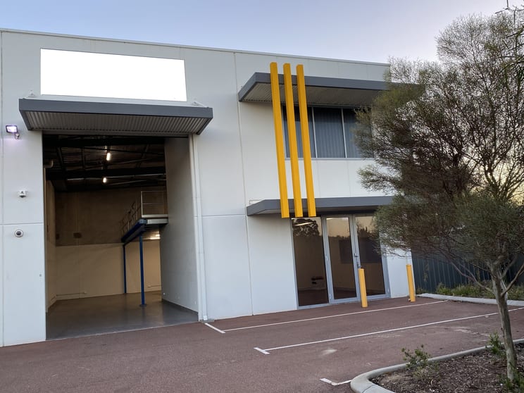 Click to view all images 6/25 Supreme Loop Gnangara WA 6077 - Image 3
