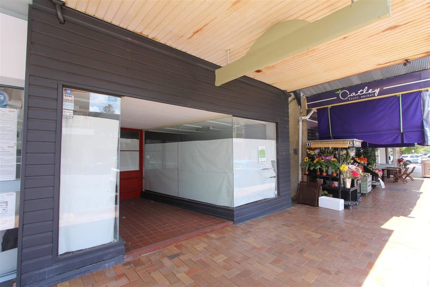 Click to view all images 11 Frederick Street Oatley NSW 2223 - Image 2