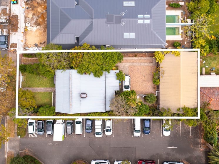 Click to view all images 185 Condamine Street Balgowlah NSW 2093 - Image 2