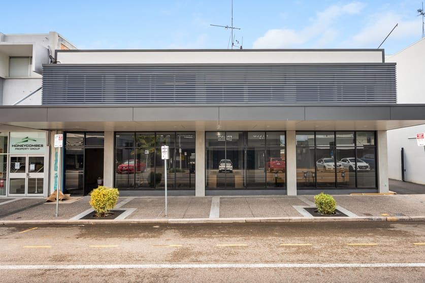 Click to view all images 271 - 279 Sturt Street Townsville City QLD 4810 - Image 1