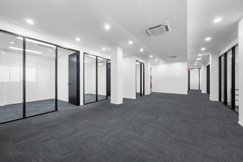 Click to view all images 271 - 279 Sturt Street Townsville City QLD 4810 - Image 3