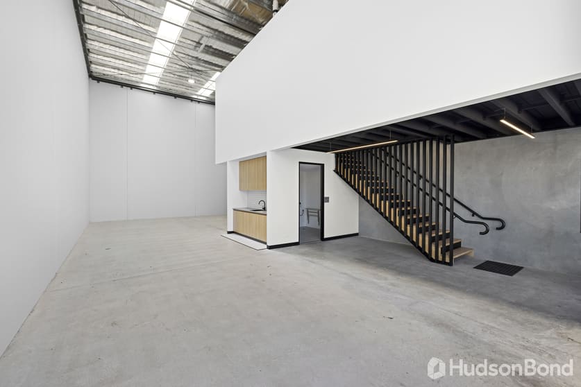 Click to view all images 33/74 Willandra Drive Epping VIC 3076 - Image 3