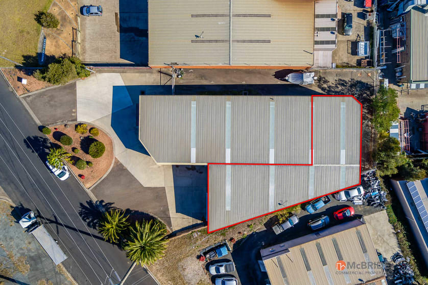 Click to view all images 2/2 Kylie Crescent Batemans Bay NSW 2536 - Image 3