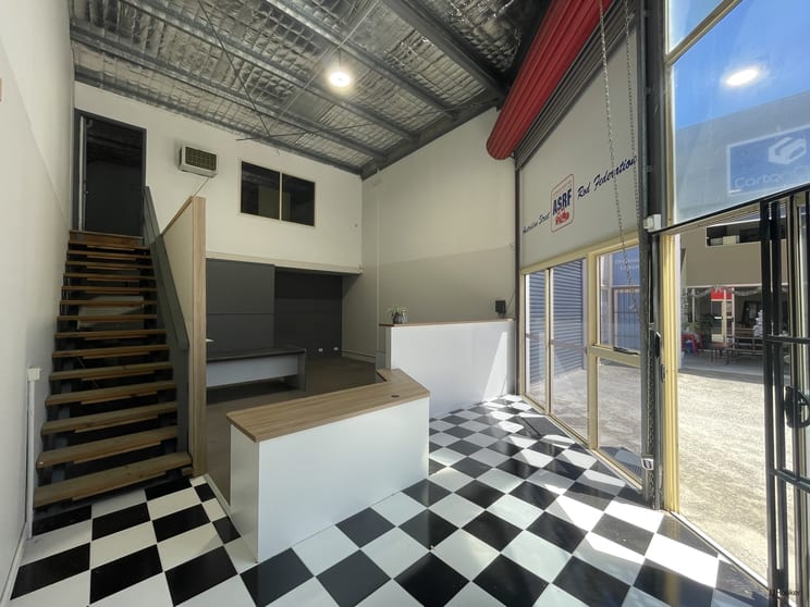 Click to view all images 7/27-29 Dover Drive Burleigh Heads QLD 4220 - Image 1