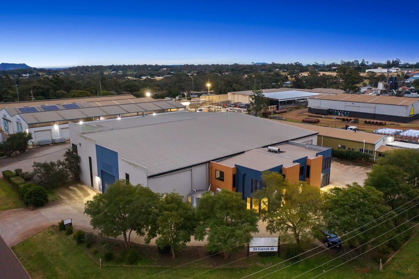 Click to view all images 1/33-39 Carroll Street Wilsonton QLD 4350 - Image 1