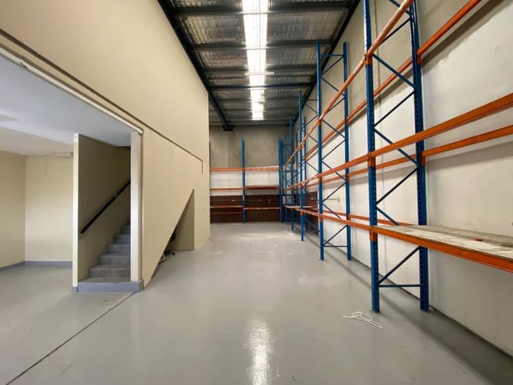 Click to view all images Unit 4/10-12 Montore Road Minto NSW 2566 - Image 3