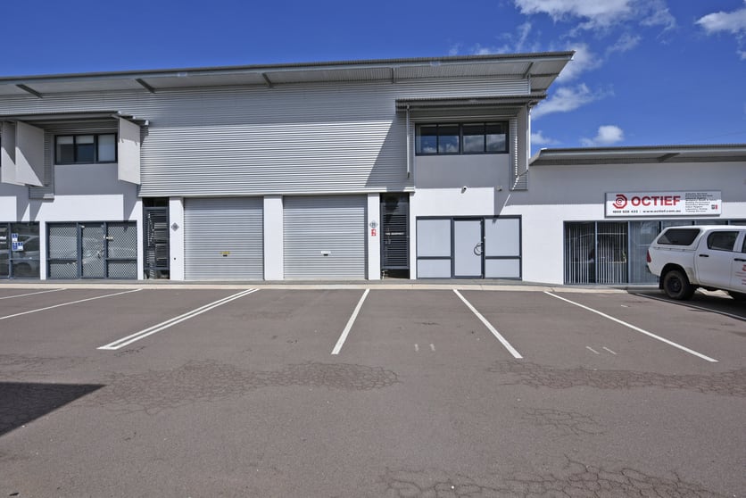 Click to view all images 11/16 Charlton Court Woolner NT 0820 - Image 1