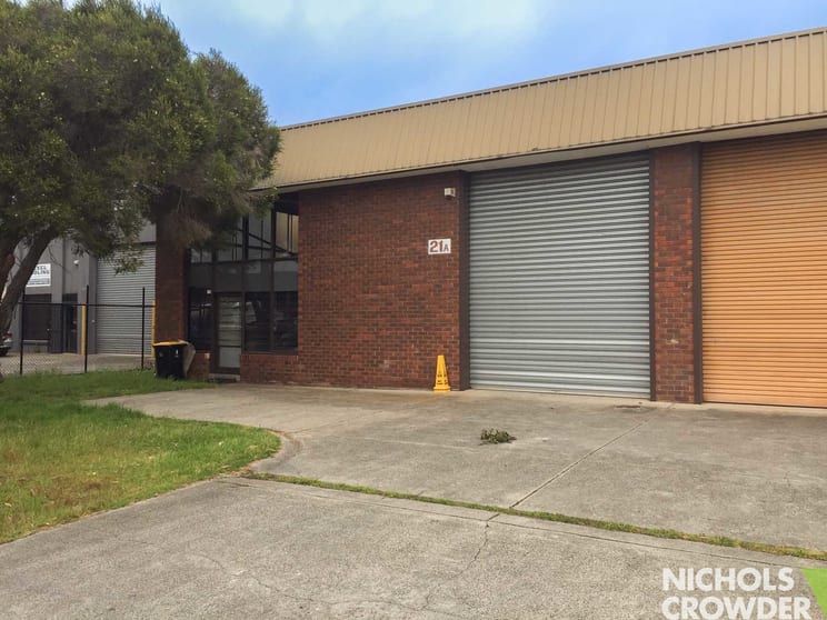 Click to view all images 21A De Havilland Road Mordialloc VIC 3195 - Image 1