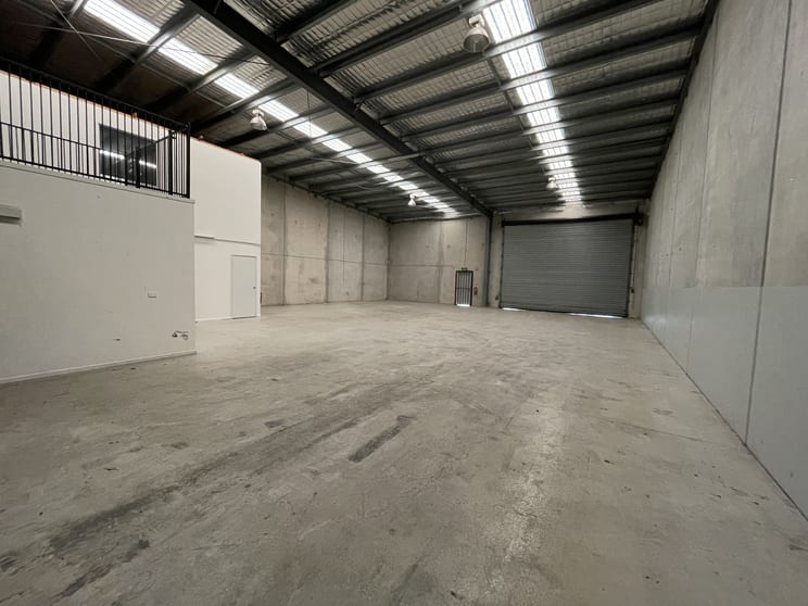 Click to view all images 6/6-12 Dickson Road Morayfield QLD 4506 - Image 3