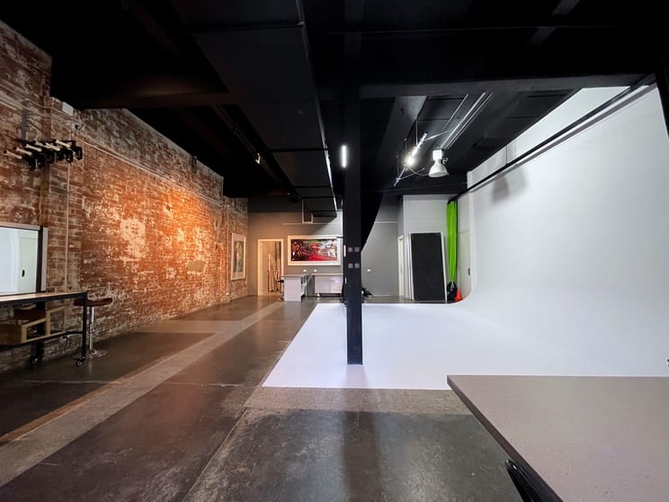 Click to view all images 37/91 Moreland Street Footscray VIC 3011 - Image 2