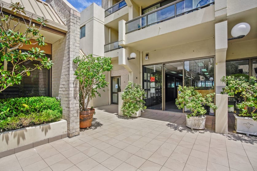 Click to view all images Suite 4/2 New Mclean Street Edgecliff NSW 2027 - Image 1