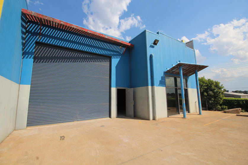 Click to view all images 1/47 Ball Street Drayton QLD 4350 - Image 1