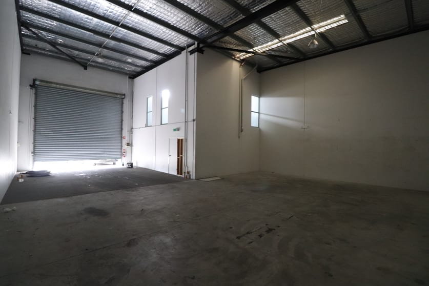 Click to view all images 1/16 Millaroo Drive Helensvale QLD 4212 - Image 3