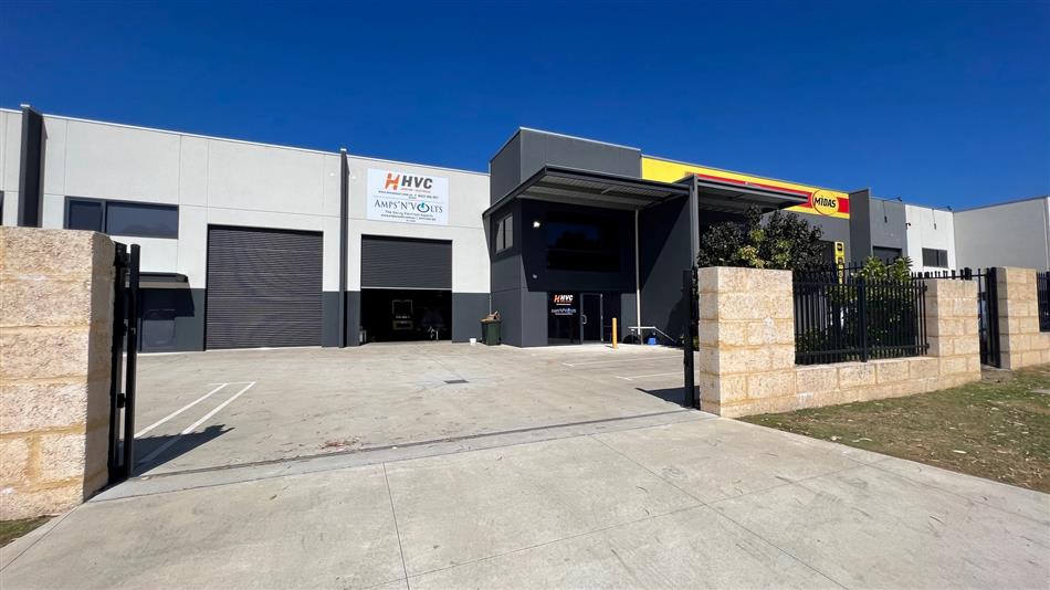Click to view all images 1/4 Enterprise Court Canning Vale WA 6155 - Image 1