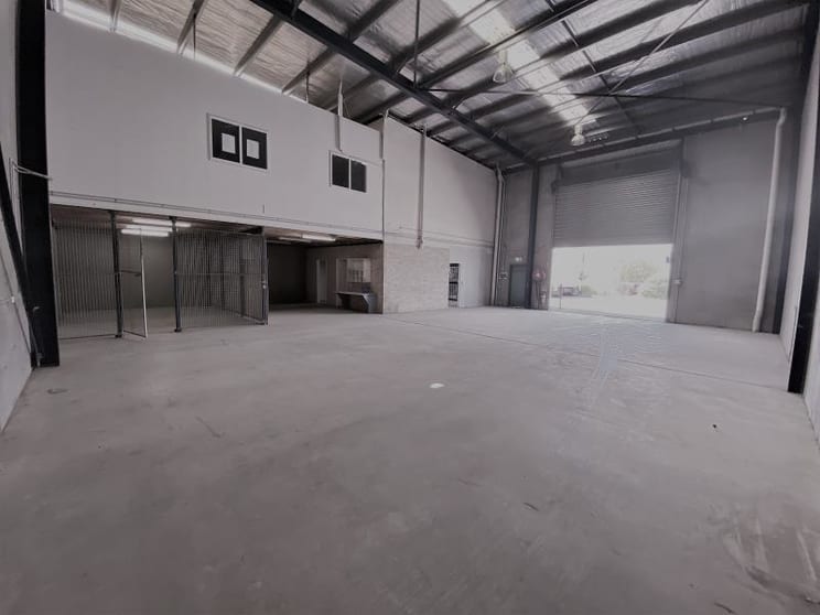 Click to view all images Unit 3/Unit 3/87 Jedda Road Prestons NSW 2170 - Image 2