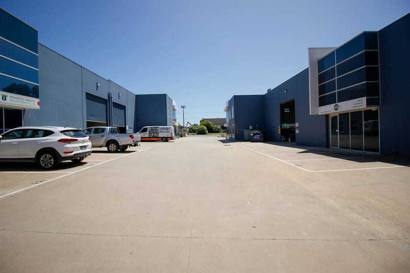 Click to view all images 31/111 Lewis Road Knoxfield VIC 3180 - Image 2