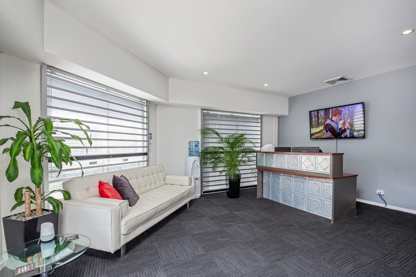 Click to view all images 1/7 Prosper Crescent Burleigh Heads QLD 4220 - Image 2