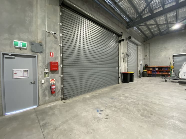 Click to view all images 10-12 Corporate Crescent Garbutt QLD 4814 - Image 2