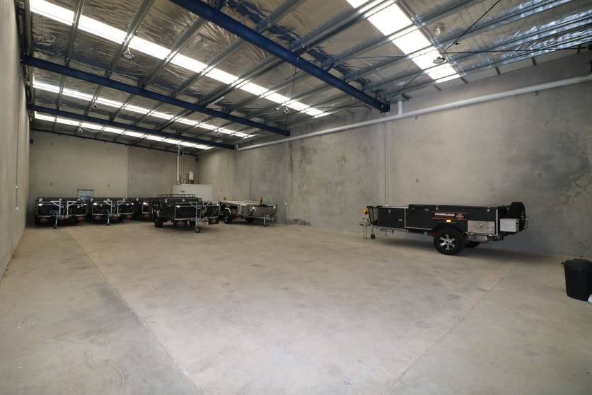 Click to view all images 3/85 Mornington Street North Geelong VIC 3215 - Image 3